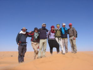 skupina poutníků - vision quest na Sahaře 2013