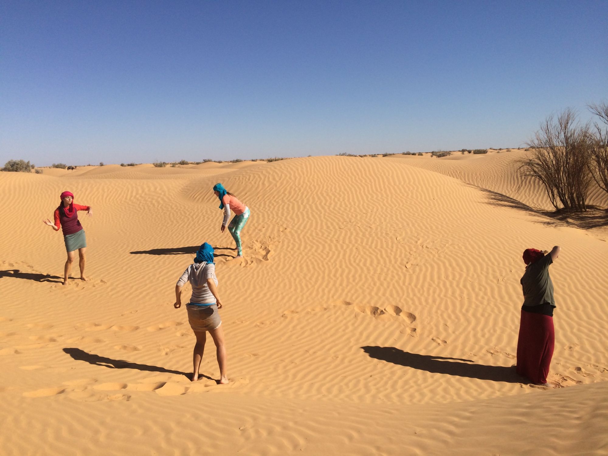 Putování Saharou pro ženy - tanec